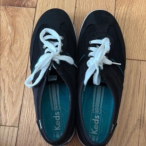 Keds women’s Black and White Sneakers